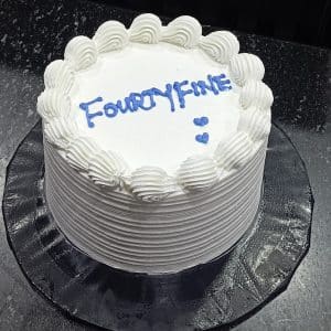 6-Inch Red Velvet & Vanilla Cake (1 Layer)