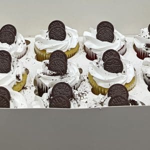 12-Piece Assorted Cupcakes (3 Flavors)