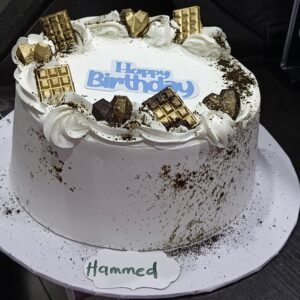 8-Inch One Layer Vanilla & Red Velvet Cake (Whipped Cream)